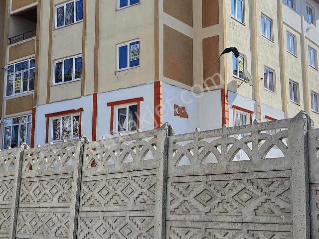 Garanti Emlak'tan 3+1 Digor Yolu Toki'den Satılık