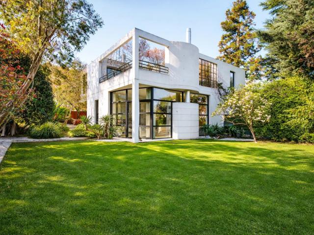 Garches BUZENVAL Maison 262m² 8 pièces 732m² de parcelle