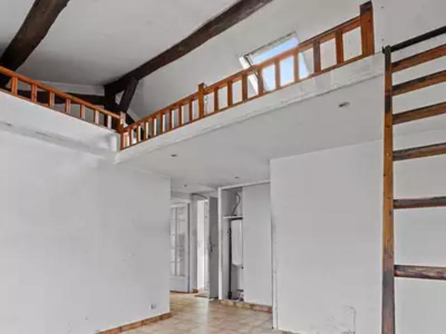 Garches 92380 Achat / Vente appartement 2 pièces t2 au dernier étage