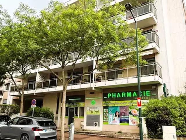 Garches 92380 Achat / Vente appartement 2 pièces t2 parking