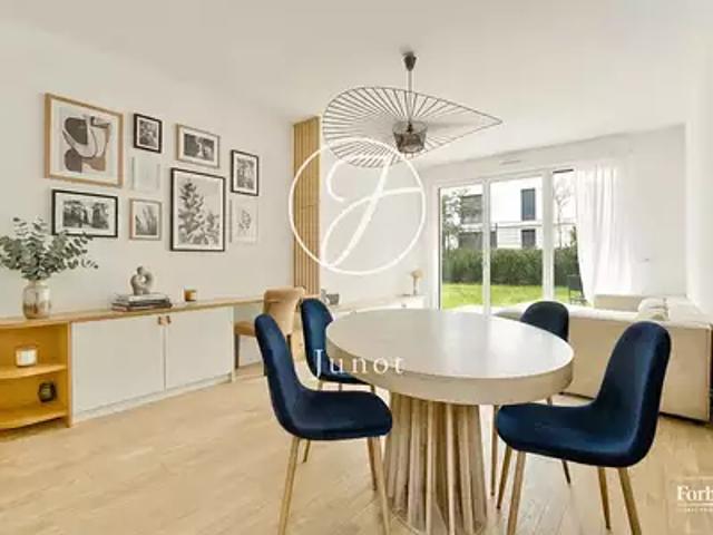 Garches 92380 Achat / Vente appartement 3 pièces t3 piscine