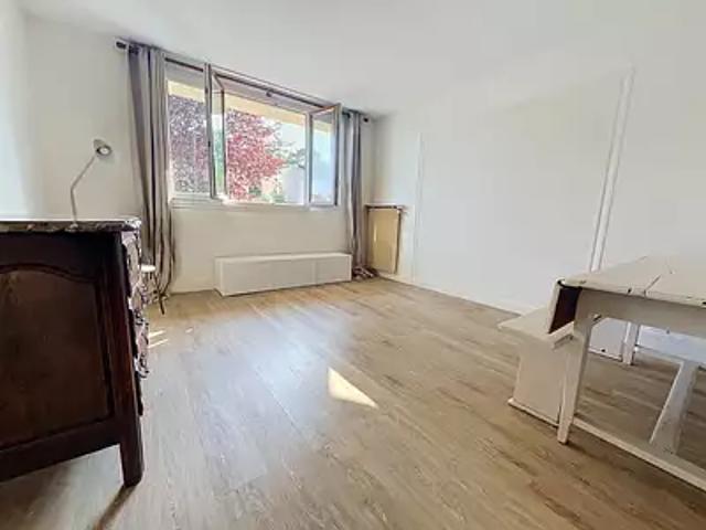 Garches 92380 Achat / Vente appartement 3 pièces t3