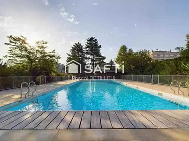 Garches 92380 Achat / Vente appartement 5 pièces t5 piscine terrasse