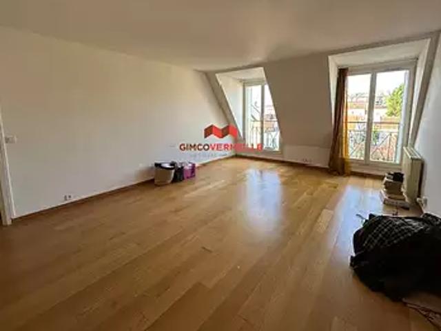 Garches 92380 Location appartement 3 pièces t3 au dernier étage