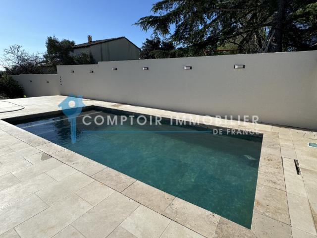 Gard Uchaud Sublime villa de 160 m2 et 70 m2 de dépendances