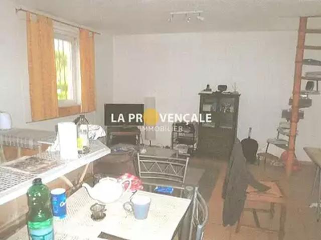 Gardanne 13120 Achat / Vente appartement 1 pièce t1 au dernier étage