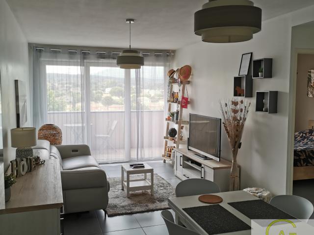 GARDANNE T2 meublé de 42.54m2 avec garage