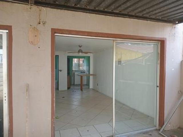 1garden cottage for rent van dyk park