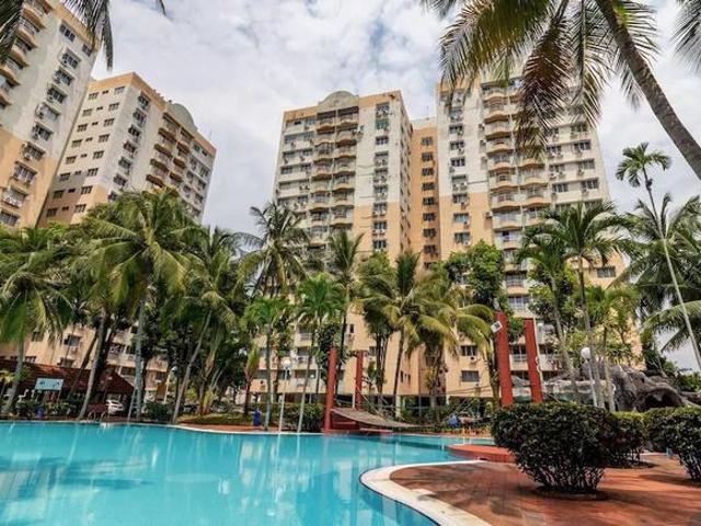 Garden City Straits 1021 sqft End Lot High Floor Sea View 2 Car Parks