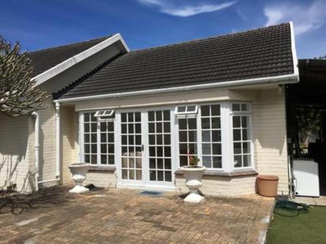 garden apartment to rent in constant.