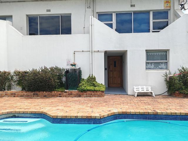 Garden apartment to rent in Flamingo Vlei