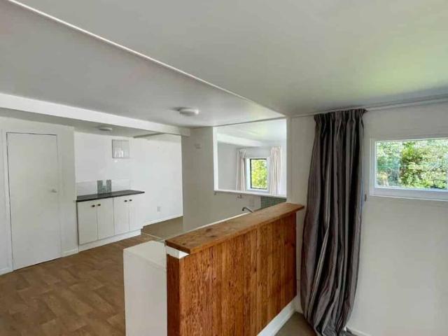 Garden oasis with room to work from home