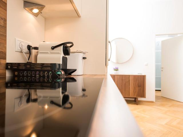 Garden Lounge Satzberg, Vienna Amsterdam Apartments for Rent