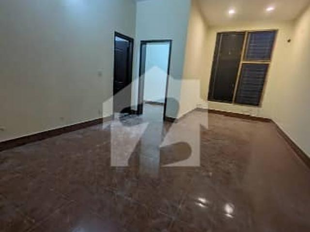 Garden Town 1 Kanal Double Storey 4 Bad D/ TVL Kitchen Wooden Marble Flooring Prime Location Esi Approach Office For Ideal