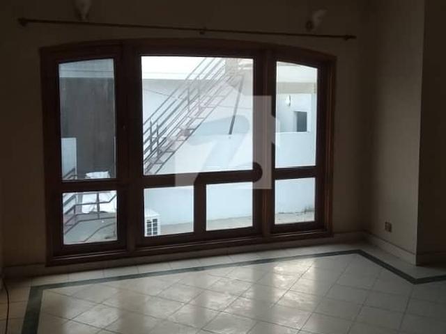Garden Town 2 Kanal 4 Marla Corner House Prime Location