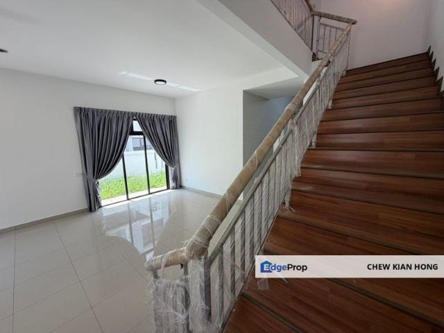 Garden Villa @ Bukit Indah 2