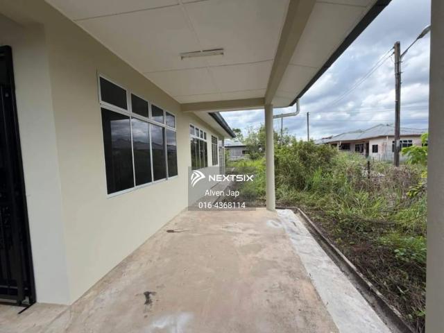 Garden Villa For Sale | Bandar Utama | IJM Sandakan House For Sale Bungalow 7 Rooms 5 Bathrooms Land Area 10,703sqft+ Fully Renovated Selling Price RM3,800,000