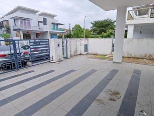 Garden Villas Taman Bukit Indah DOuble Storey House 4Bed 5Bath Partial