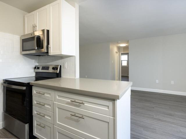 Garden Vista Apartments 1 Bedroom Apartment for Rent at 297 Base Line Rd W, London, ON N6J 1W4 Southcrest