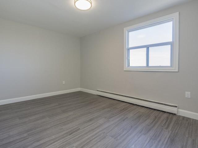 Garden Vista Apartments 1 Bedroom Apartment for Rent at 297 Base Line Rd W, London, ON N6J 1W4 Southcrest