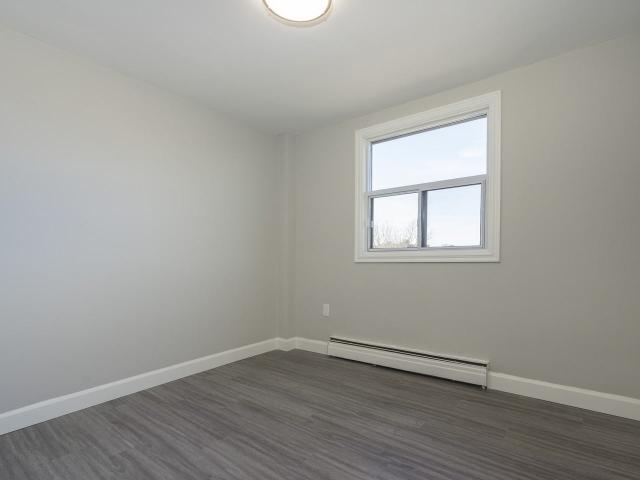 Garden Vista Apartments 1 Bedroom Apartment for Rent at 297 Base Line Rd W, London, ON N6J 1W4 Southcrest
