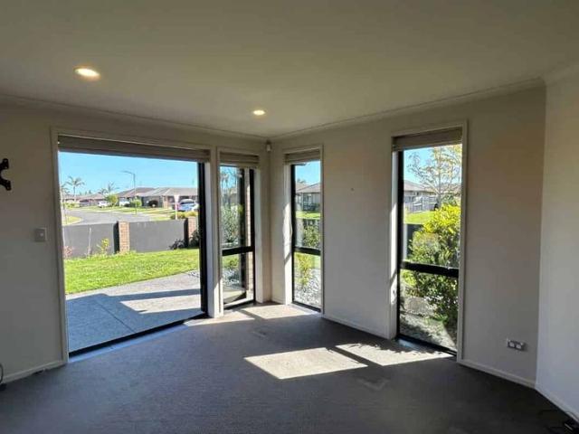 Gardens and Lawns included!