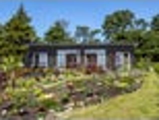 Gardens, views, and modern comforts