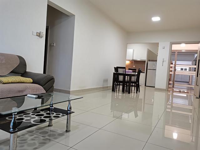 Gardens Ville Condo Renovated 1120sf 2 Car Parks Sungai Ara