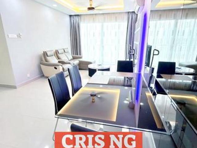 Gardens Ville 1270sqft 2 Car Park Fully Reno Furnished Well Maintain