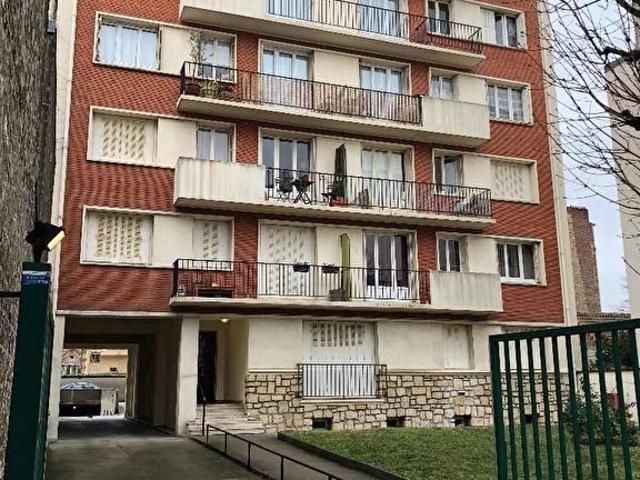 Gare de la Garenne Colombes, parking à louer