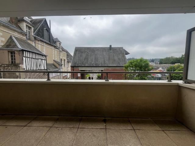 Gare de rouen, F3 avec parking