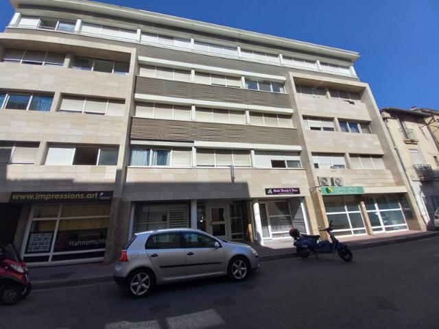Gare St Roch, grand studio meublé à louer à Montpellier