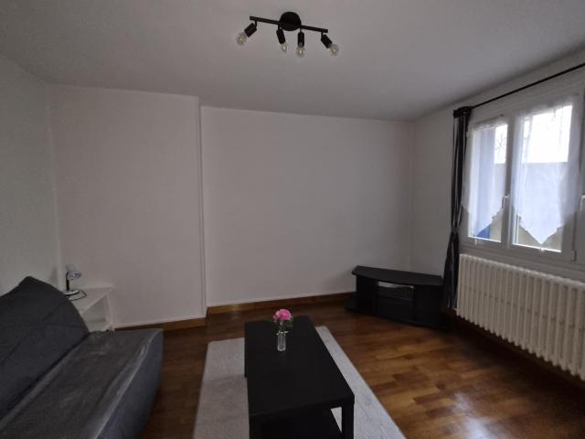GARE T1 MEUBLE DE 28 M2