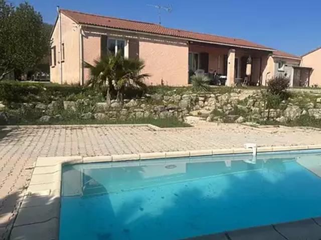 Garéoult 83136 Achat / Vente maison 4 pièces t4 piscine