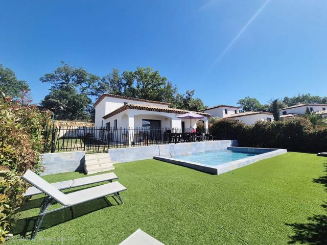 Garéoult Maison 6 pièces170 m² avec garage et piscine à deux pas