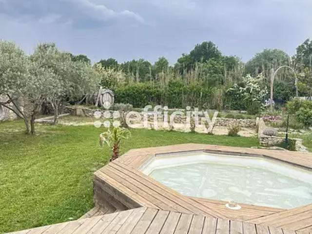 Gargas 84400 Achat / Vente maison 5 pièces t5 piscine jardin