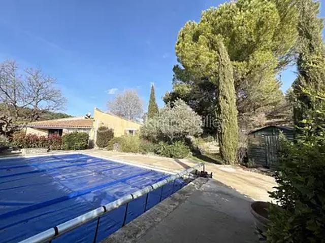Gargas 84400 Achat / Vente maison 8 pièces t8 piscine terrasse