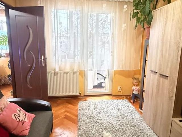 GARII apartament 2 camere etaj 3, bloc izolat, mobilat si utilat!