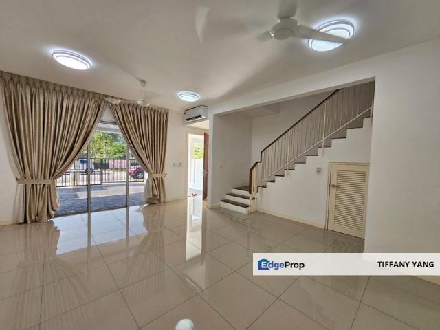 Garland Residence 2,Kota Emerald