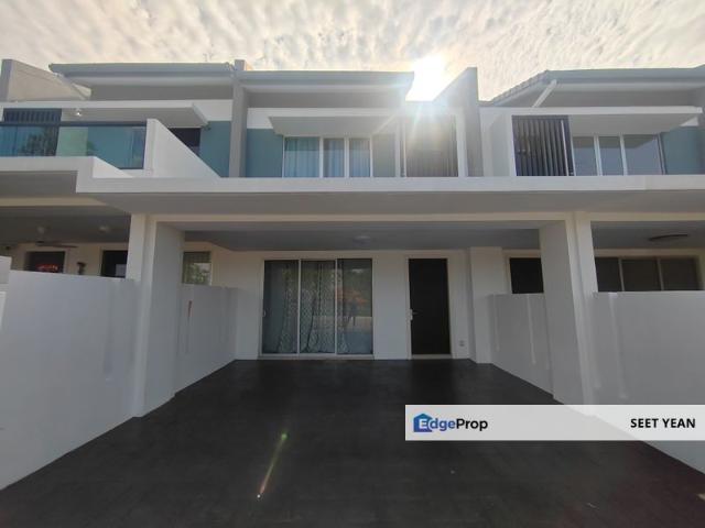 Garland Residence 2,Kota Emerald