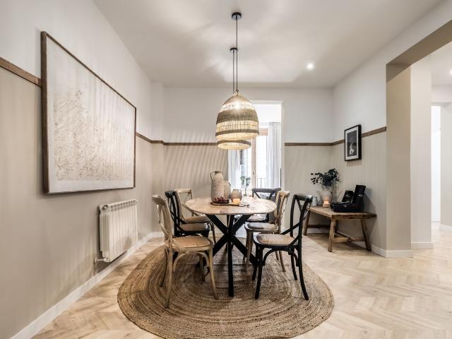 Garos 2 bedrooms in Malasaña, Madrid Amsterdam Apartments for Rent