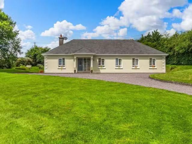 Garryndruig, Timoleague, Timoleague, Co. Cork, P72T928 is for.