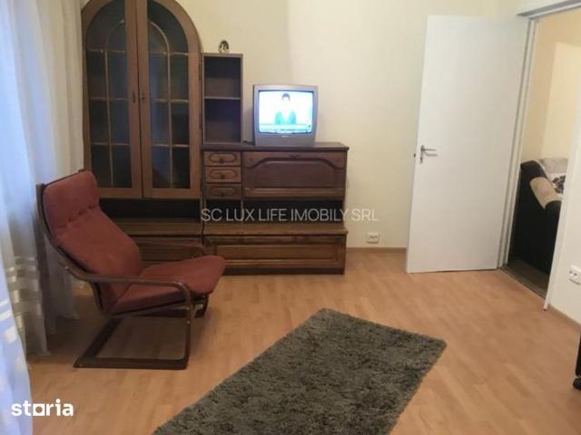 Garsonieră 40mp, balcon, Calea Buziașului