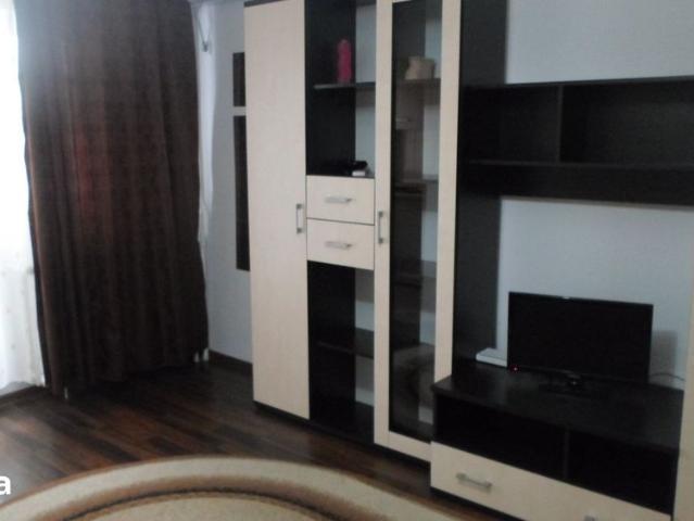 Garsonieră confortabilă cu balcon în Dristor