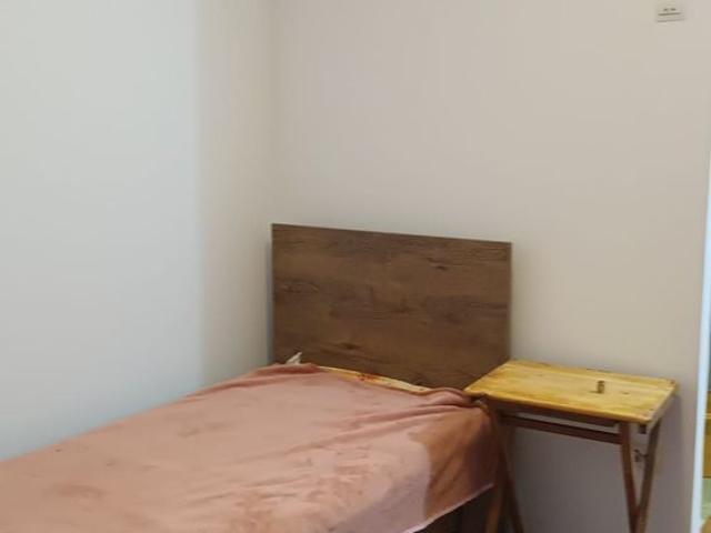 Garsonieră de închiriat în Titan, 18 mp, decomandată