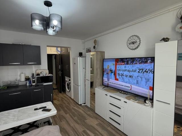 Garsonieră de închiriat prima linie la mare în Mamaia Nord