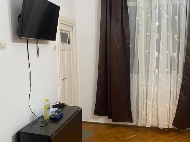 Garsonieră de închiriat, 22 mp, semidecomandată