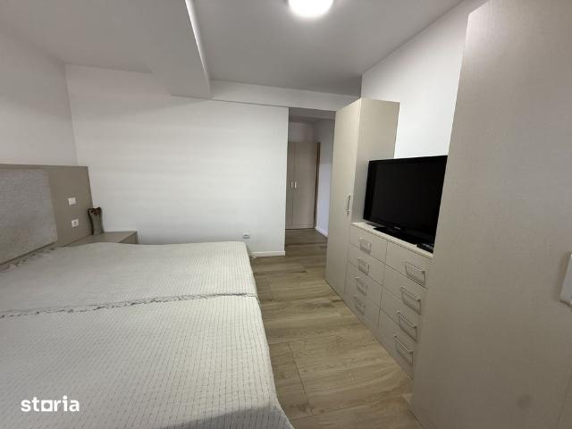 Garsonieră decomandată etaj 4/6 Piața Gării bloc nou