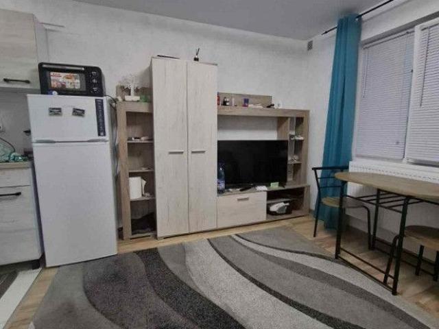 Garsonieră,etaj 1,zona Jumbo Podu Ros Dedeman