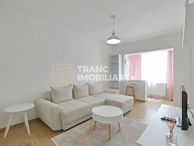 Garsonieră modernă de închiriat în Arad – Zona Conf.